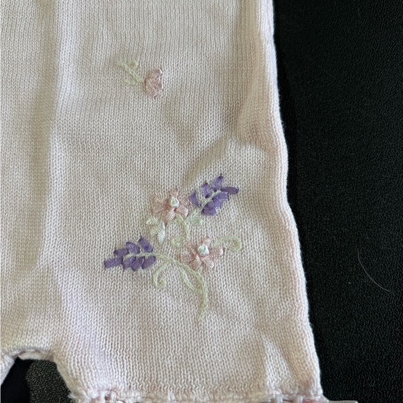 Vintage Knit Romper With Flower Details - Picture 2 of 5